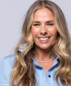 Adriane Galisteu, Apresentadora de TV e escritora — Palestrante Corporativo