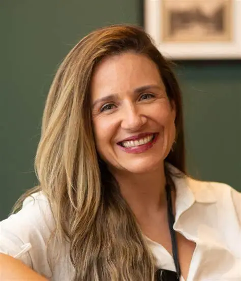 Alda Marina de Campos Melo, Professora e consultora em liderança — Palestrante Corporativo