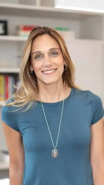 Ariane Abdallah, Jornalista, autora e empreendedora — Palestrante Corporativo