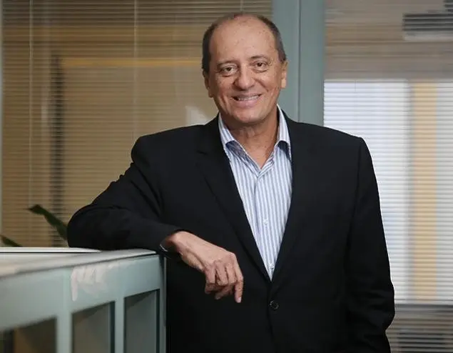 Cesar Souza, Consultor, palestrante e escritor — Palestrante Corporativo