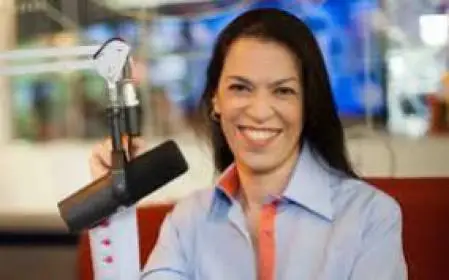 Ines de Castro, Jornalista e âncora de rádio — Palestrante Corporativo