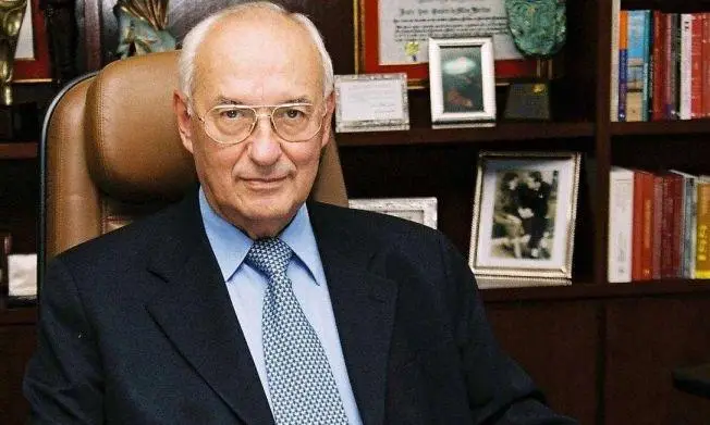 Ives Gandra Martins, Tributarista, professor e jurista — Palestrante Corporativo