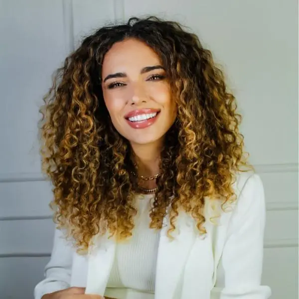 Juliana Franceschi, Jornalista, apresentadora e mestre de cerimônias — Palestrante Corporativo