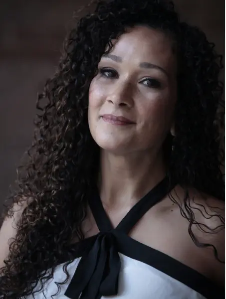 Leila Velez, Empreendedora e fundadora da Beleza Natural — Palestrante Corporativo