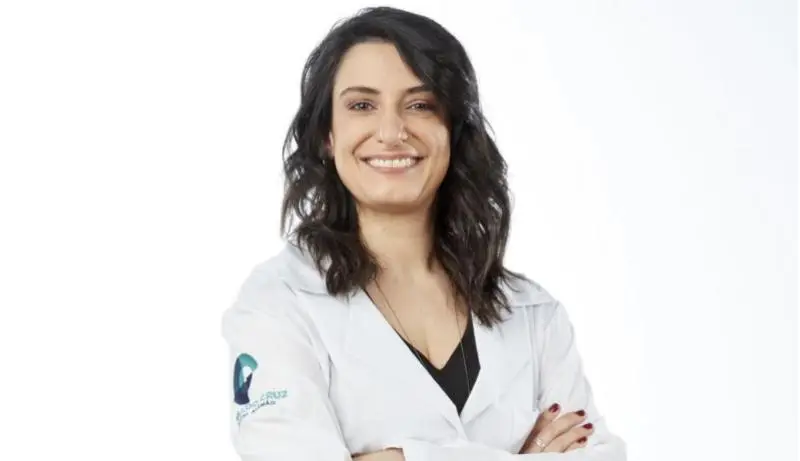 Mariana Perroni, Médica intensivista e líder em saúde digital — Palestrante Corporativo