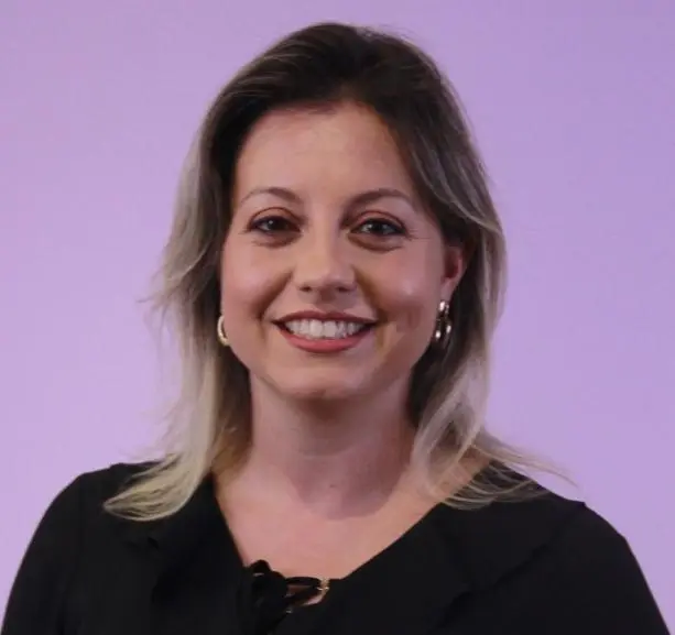 Paola Cristine Marchioro Hanna, Educadora e consultora pedagógica — Palestrante Corporativo