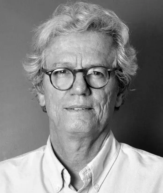 Paulo Nogueira Batista Junior, Economista e diplomata — Palestrante Corporativo