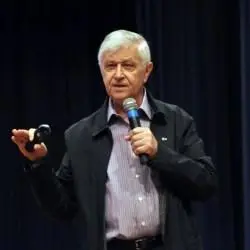 Pedro Demo, Sociólogo, professor e pesquisador — Palestrante Corporativo
