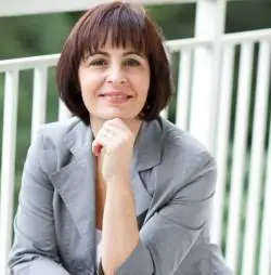 Tania Miné, Executiva de marketing e professora — Palestrante Corporativo