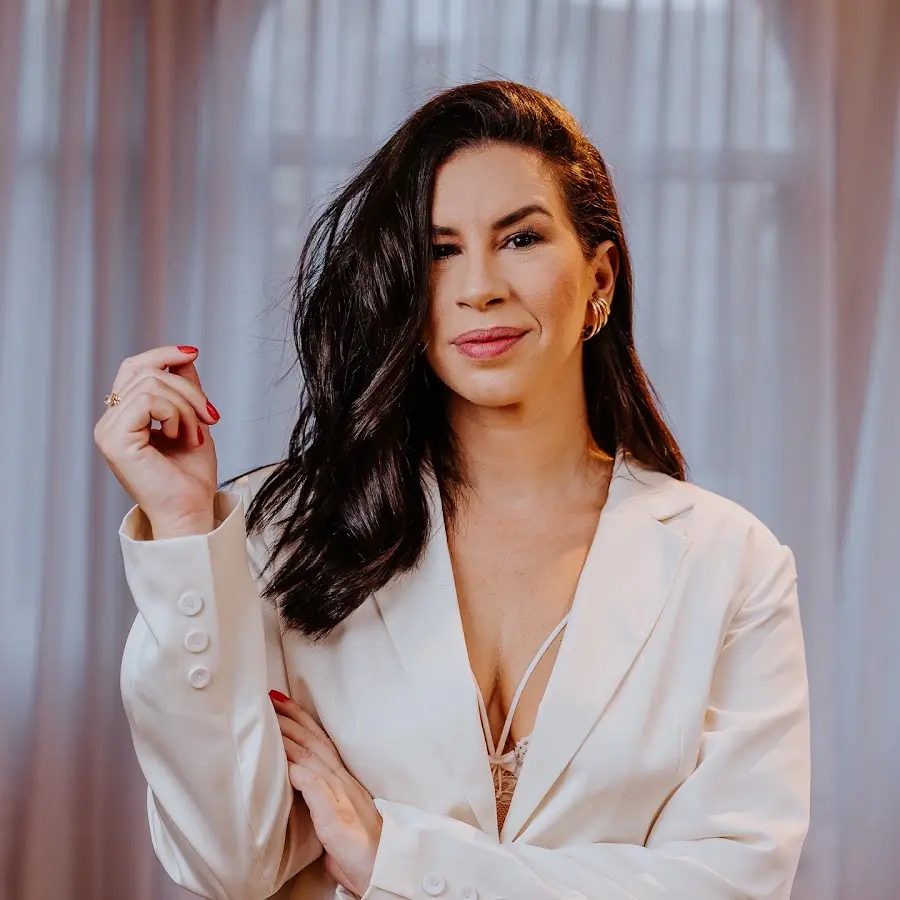 Thammy Manuella, Especialista em vendas e comportamento do consumidor — Palestrante Corporativo